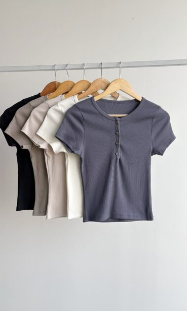 (MAR5) Remera Botones Manga Corta Morley Algodon (SS26)