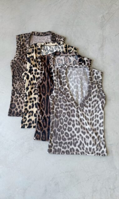 (MEM2) Musculosa Escote V Morley Estampado