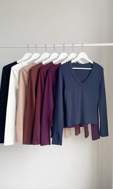 (HR13) Remera Escote V Simple Hermes ML (FW26)