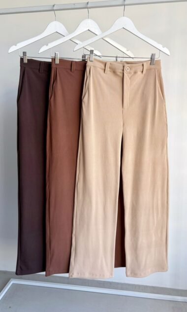 (AP2) Pantalon Corderoy De Punto Liso Antonia (FW26)