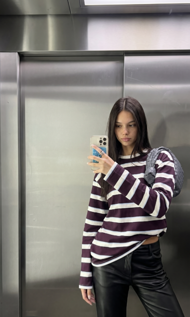 (FRB1) Buzo Cuello Redondo Friza Rayada (FW26)