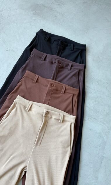 (AP2) Pantalon Corderoy De Punto Liso Antonia (FW26)