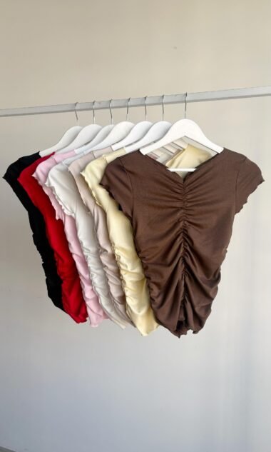 (HR21) Remera Rulote Con Frunce Medio Hermes (SS27)