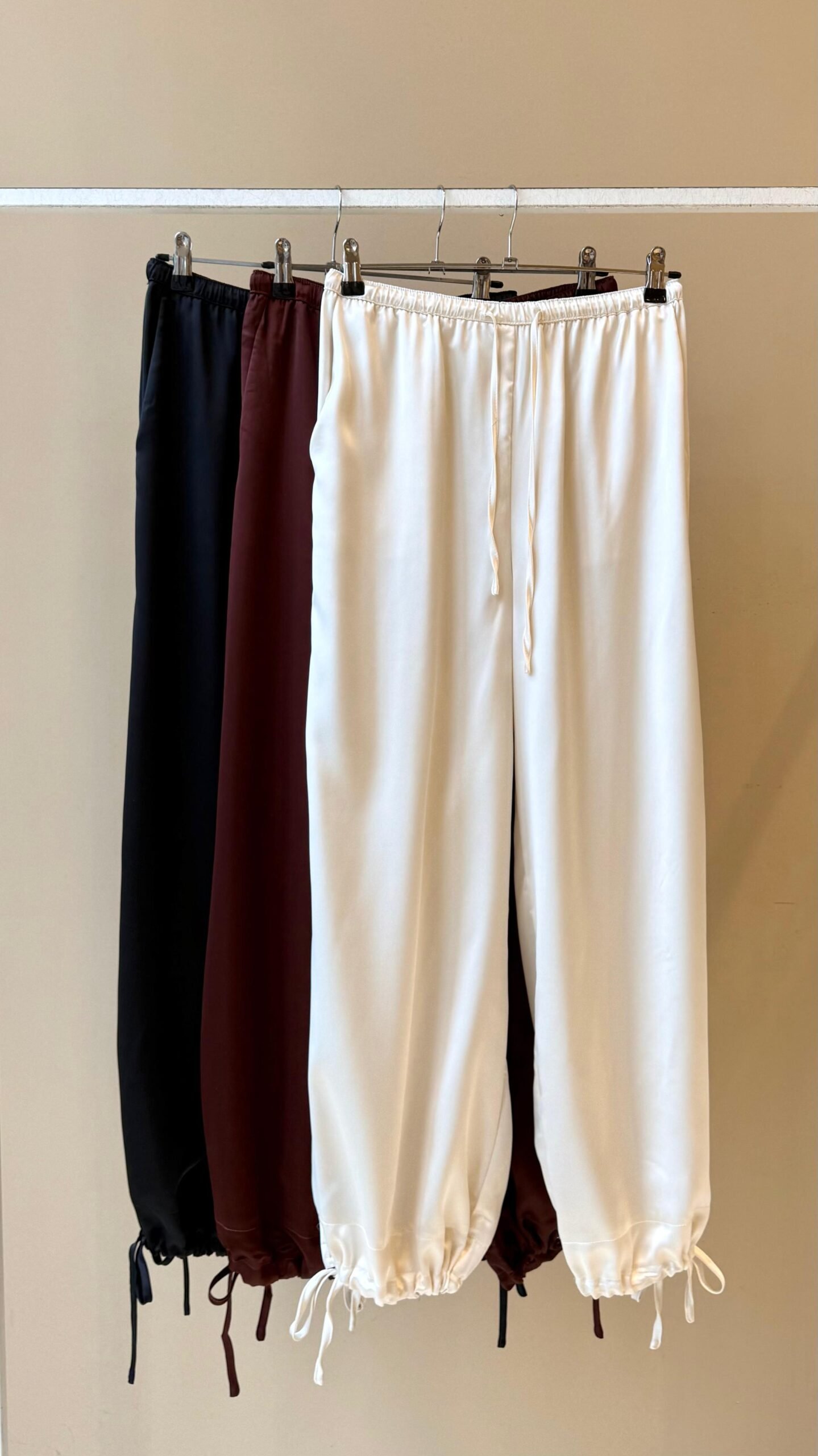 (IM004) Pantalón Satén Aladín
